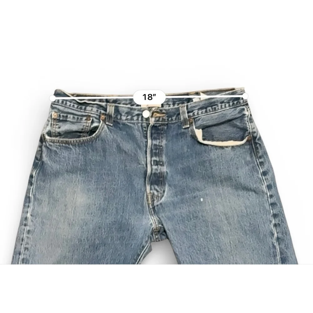 Vintage Y2K Levi’s Men’s 501 Straight Leg Med Wash 38x30 Button Fly Distressed - Picture 4 of 12
